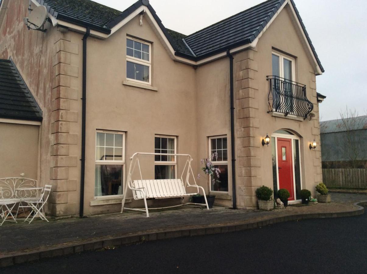 Country House And Spa Coleraine Exterior foto